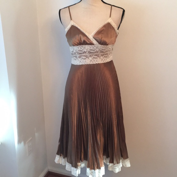 Betsey Johnson Dresses & Skirts - Size 4 Betsey Johnson dress 🎊HP🎉